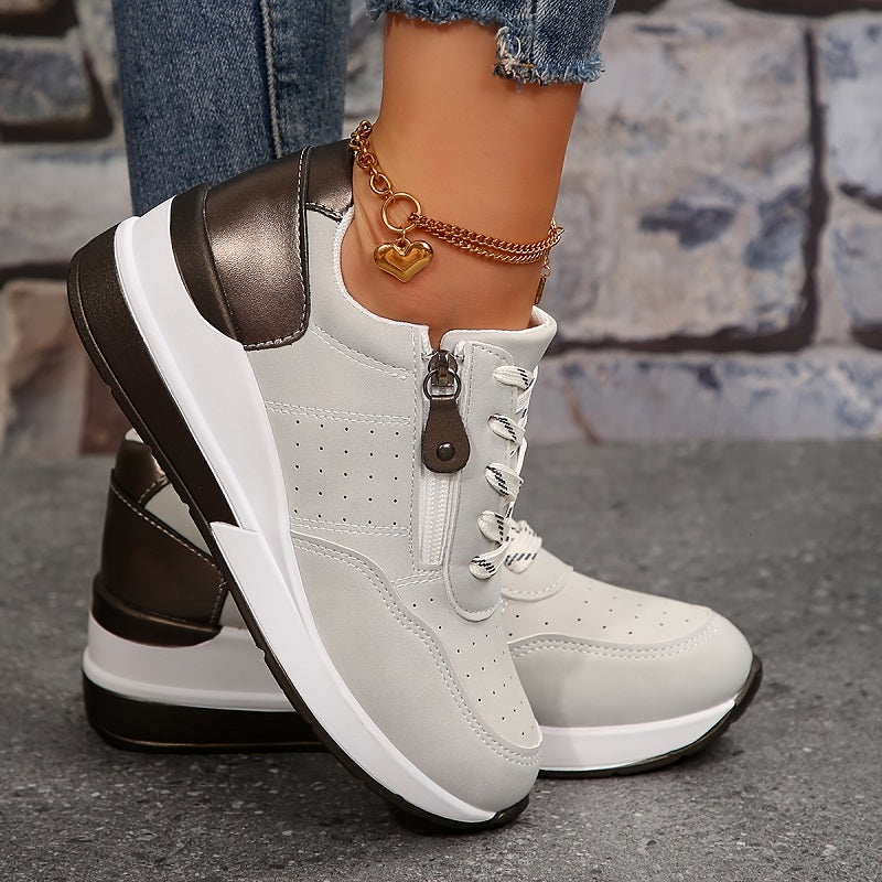 CLEA | Ergonomic Sneakers
