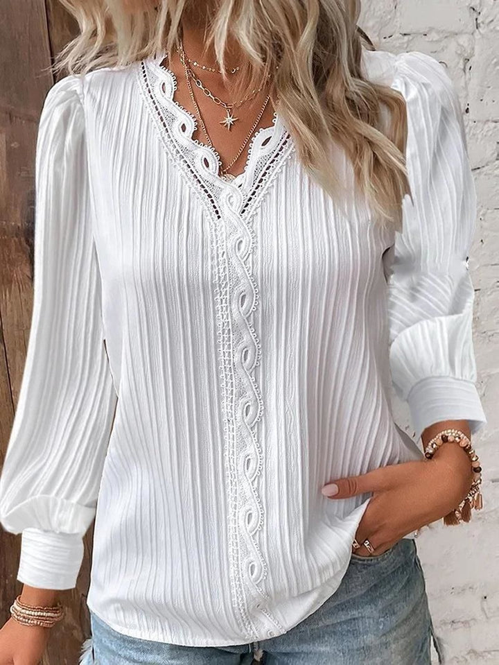 SHAYLENE | Delicate Lace Blouse