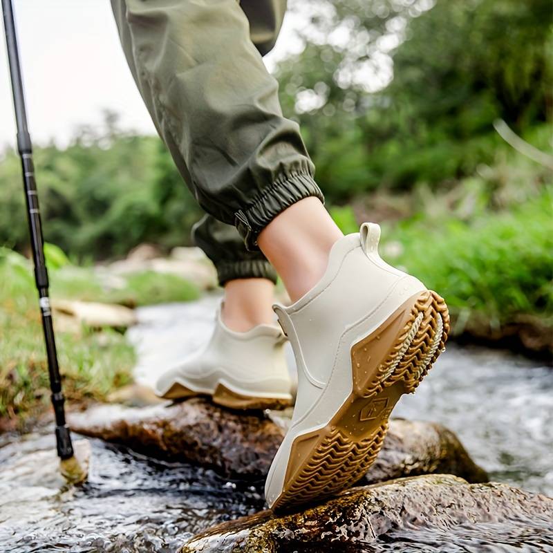 TAYLOR | Modern Rubber Boots